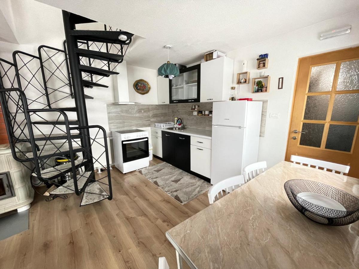 Villa 80 Kodra E Diellit Tetovo Bagian luar foto