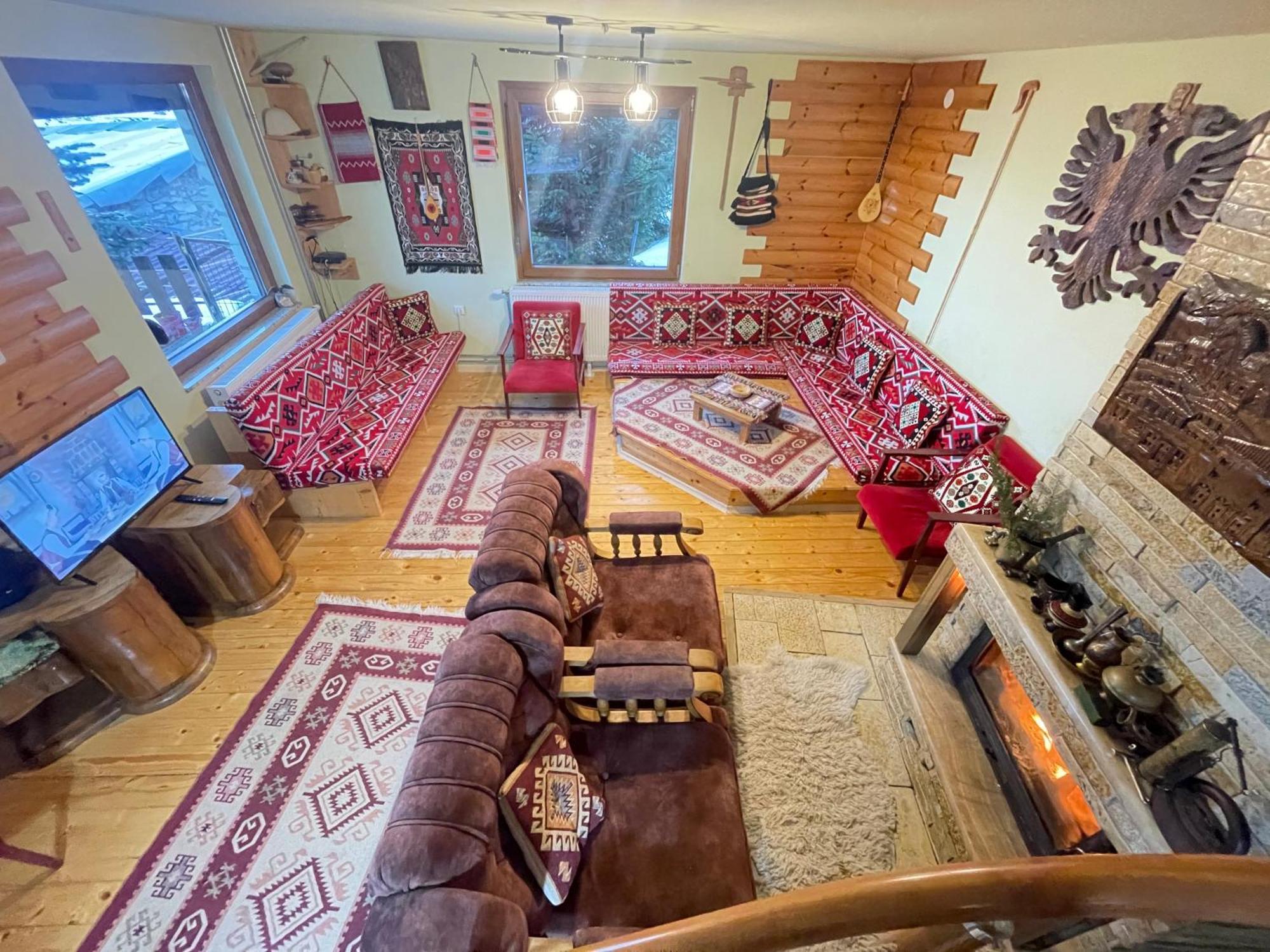 Villa 80 Kodra E Diellit Tetovo Bagian luar foto