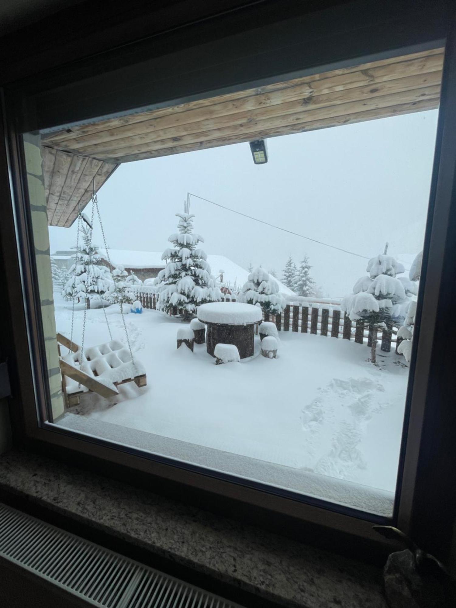 Villa 80 Kodra E Diellit Tetovo Bagian luar foto