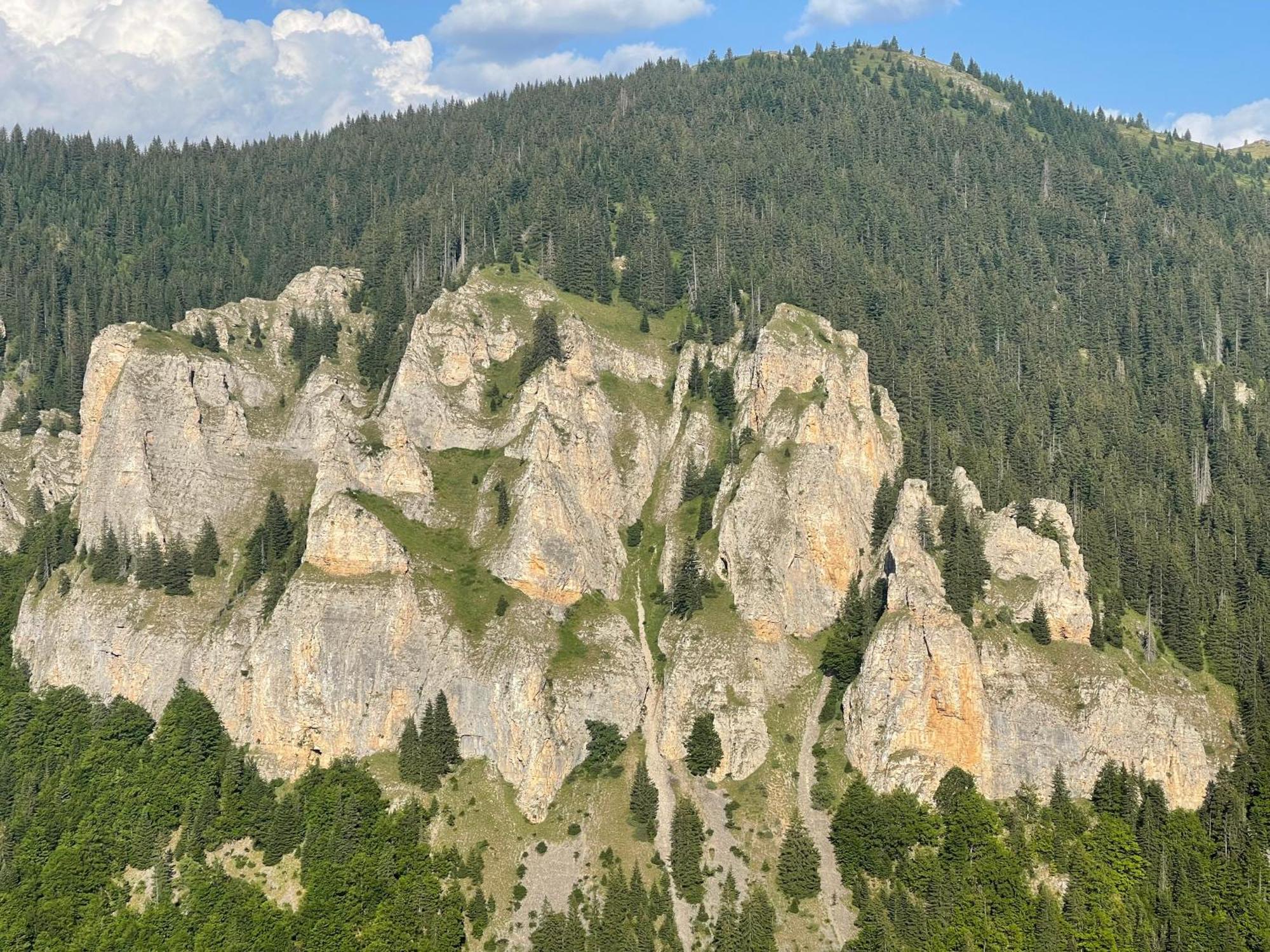 Villa 80 Kodra E Diellit Tetovo Bagian luar foto