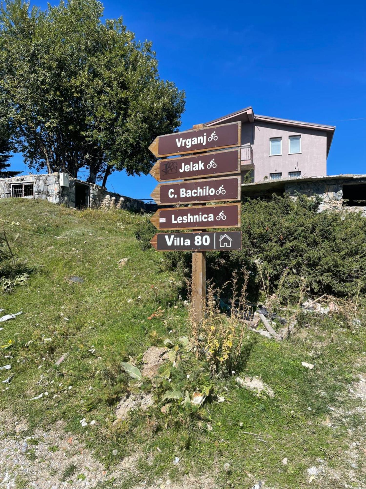 Villa 80 Kodra E Diellit Tetovo Bagian luar foto