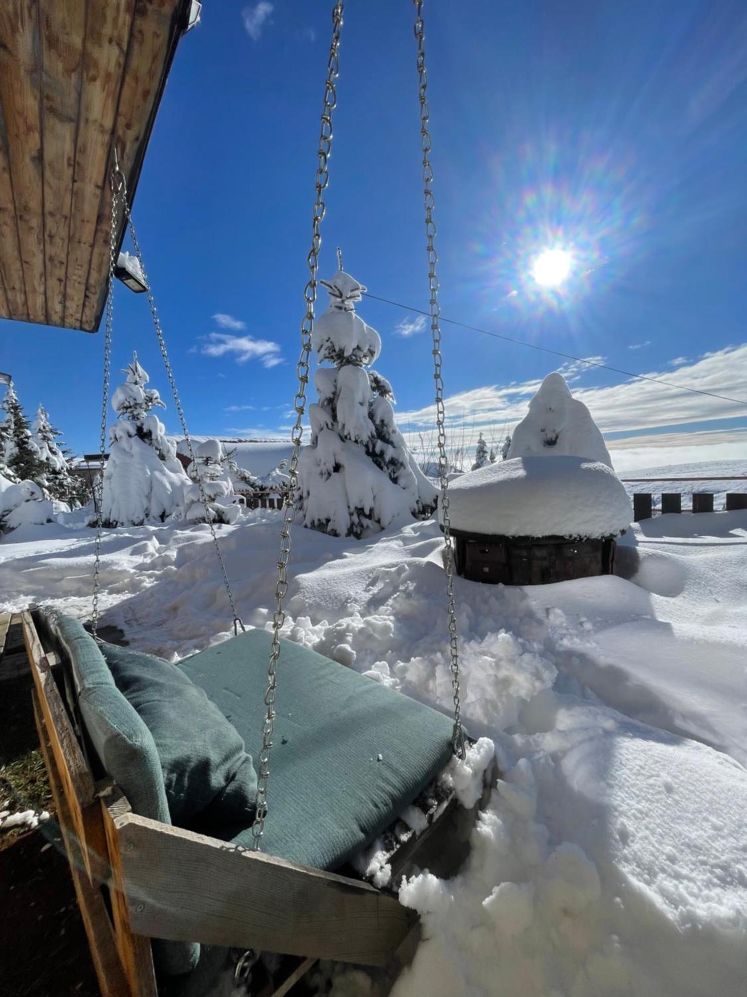 Villa 80 Kodra E Diellit Tetovo Bagian luar foto
