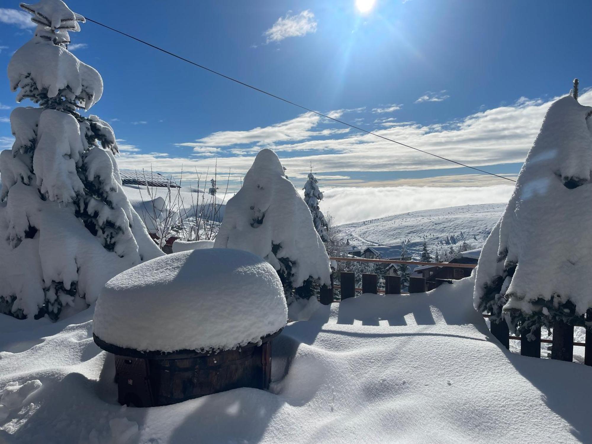 Villa 80 Kodra E Diellit Tetovo Bagian luar foto